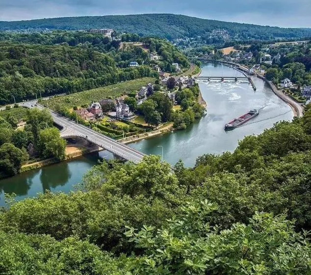 Aamiaismajoitus (B&B) Escale Chambre D Hôtes Au Coeur Du Vieux Profondeville Entre Namur Et Dinant