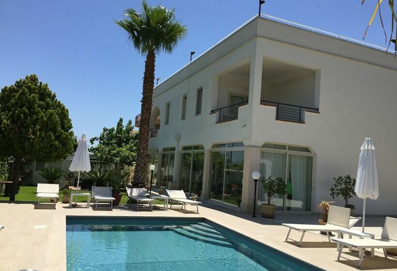 مبيت وإفطار Marricriu Camere Avola