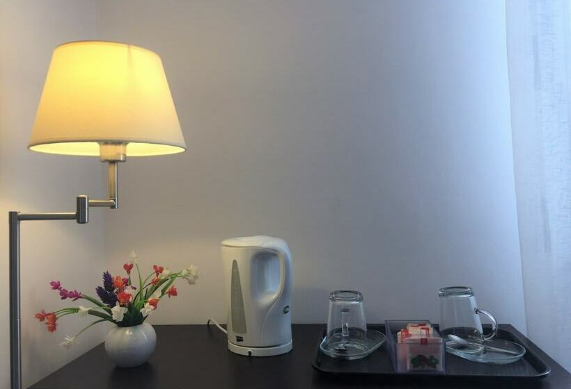 مبيت وإفطار Marricriu Camere Avola