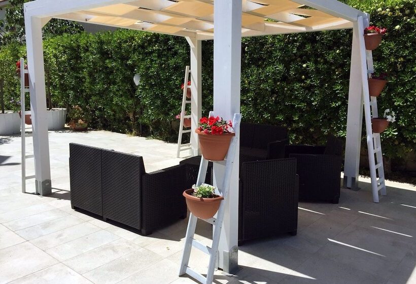 مبيت وإفطار Marricriu Camere Avola