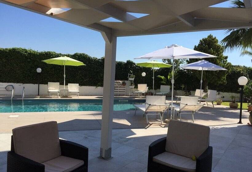 مبيت وإفطار Marricriu Camere Avola