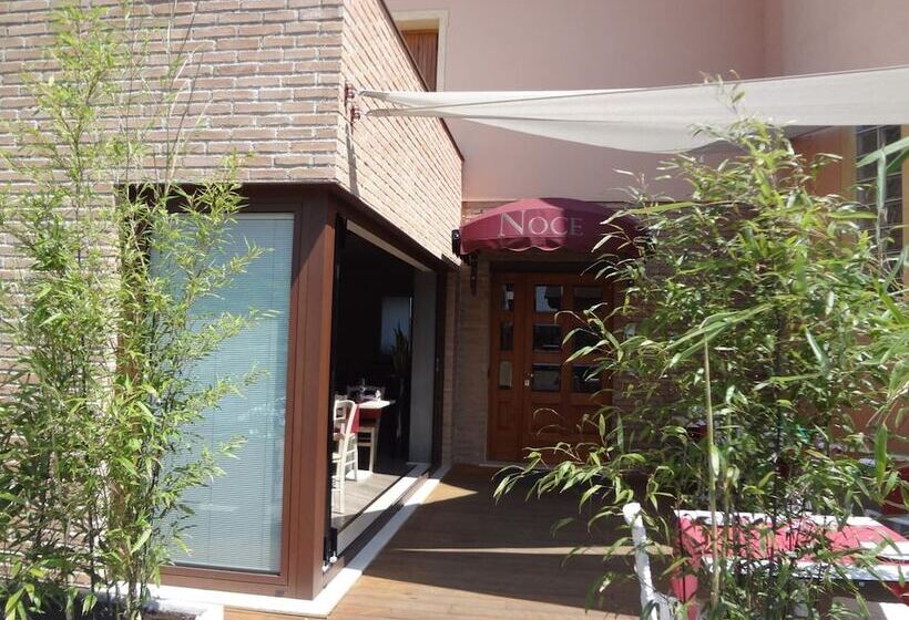 تختخواب و صبحانه Villa Noce   Guest House