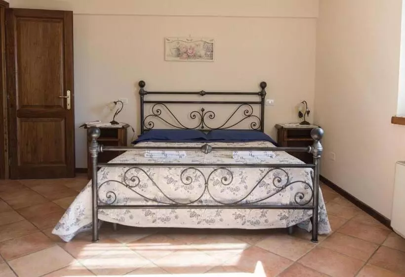Hotelli La Maestà Tuscan Sun