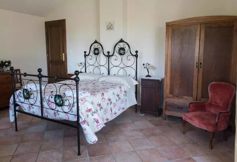 Hotelli La Maestà Tuscan Sun