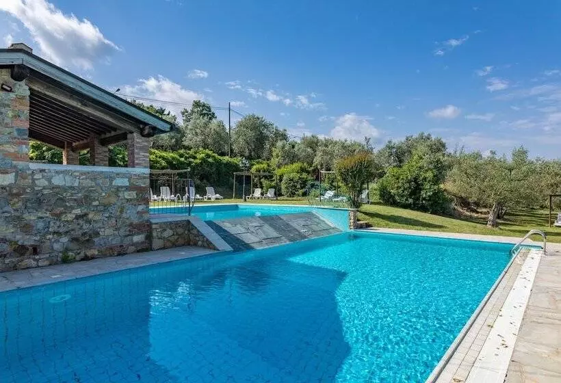 Maaseutuhotelli Tenuta La Pieve Casale La Valle