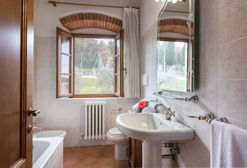 Maaseutuhotelli Tenuta La Pieve Casale La Valle