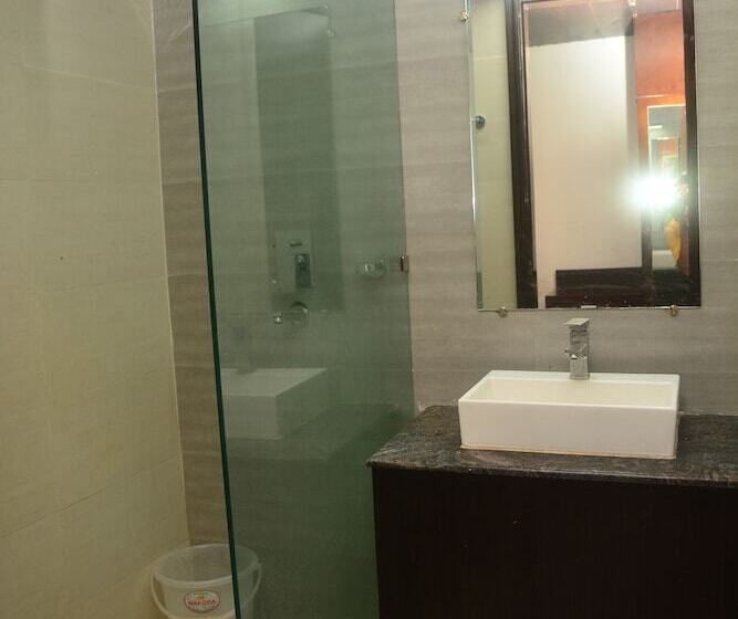 فندق Sai Mukut Service Apartment