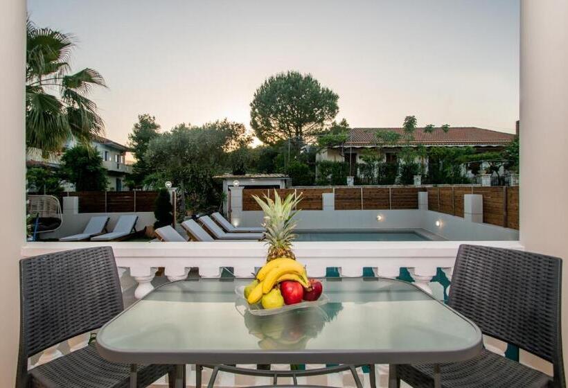 Kozanos Hotel & Suites