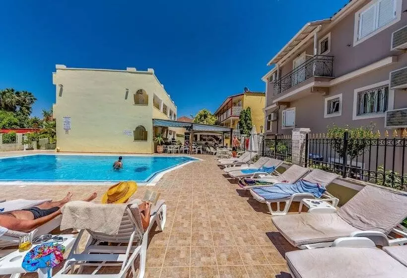 پانسیون Aphrodite Studios