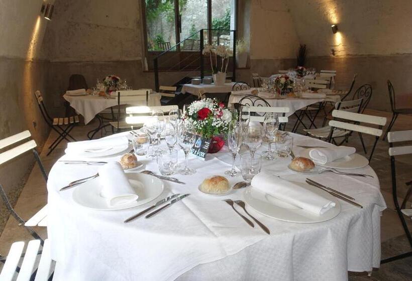 بنسيون Château Moussoulens