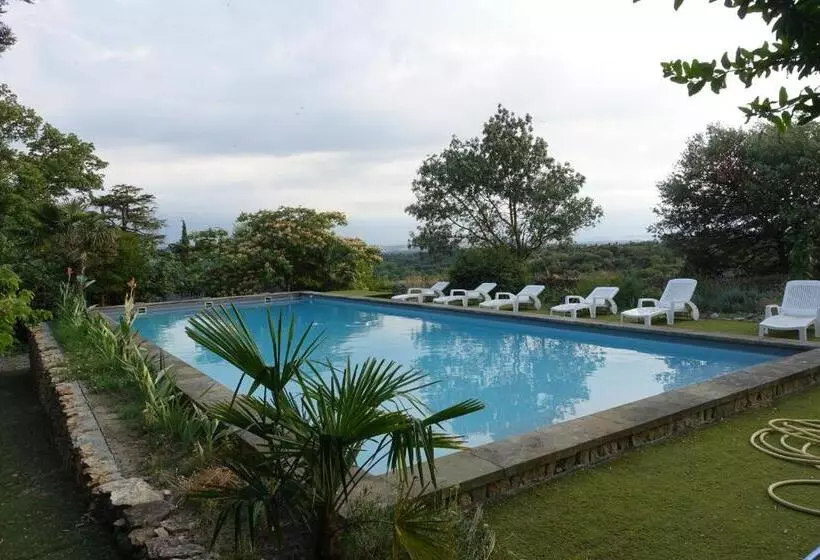 Majatalo Château Moussoulens