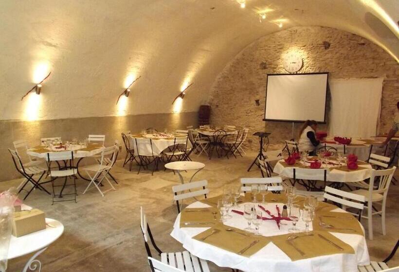 بنسيون Château Moussoulens