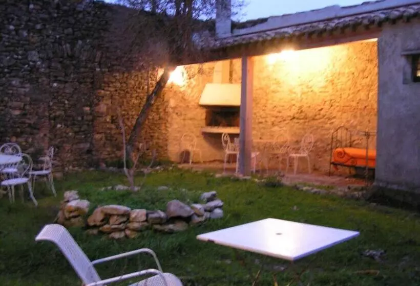 Majatalo Château Moussoulens