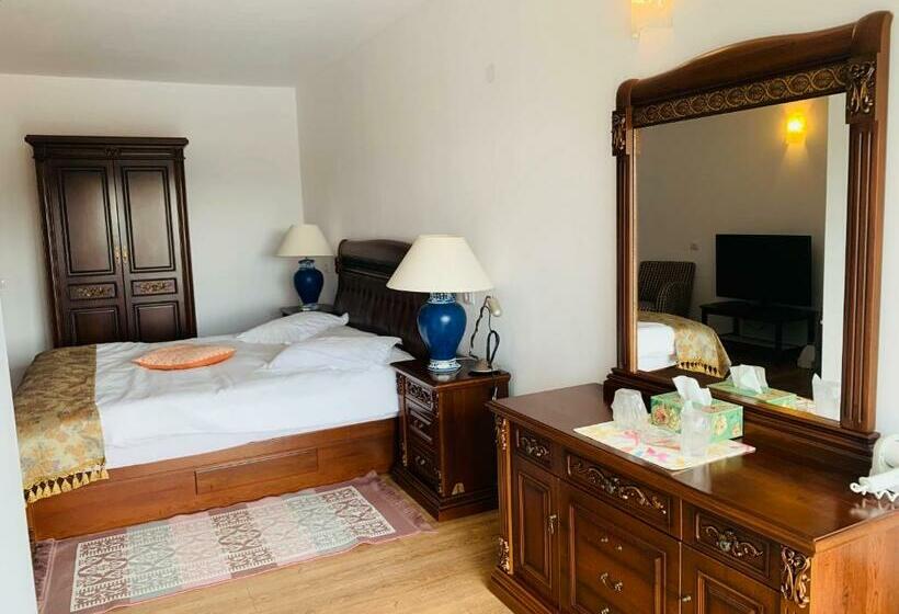 پانسیون Complex Eos