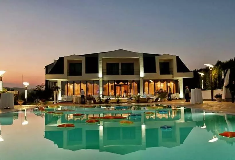 Pensão Complex Eos