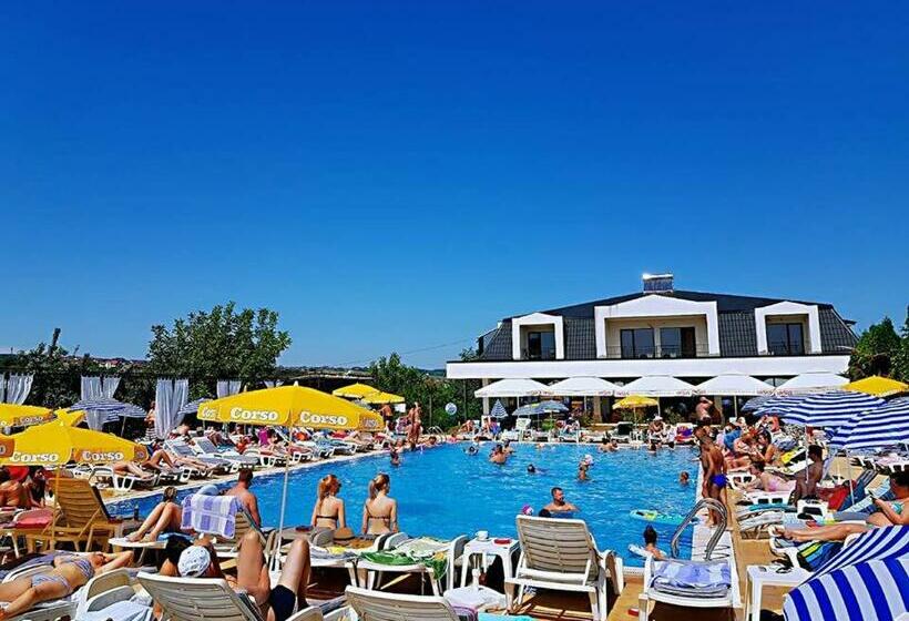 پانسیون Complex Eos