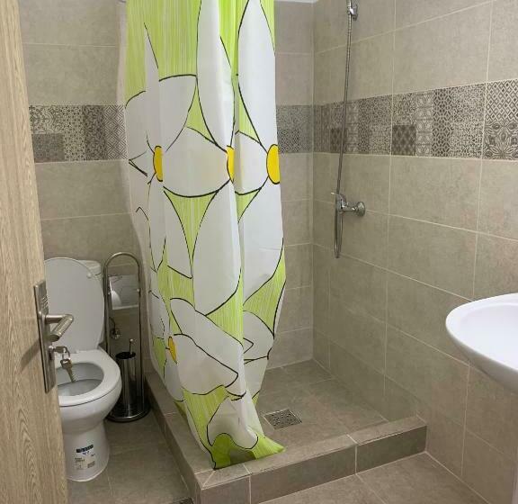 پانسیون Complex Eos