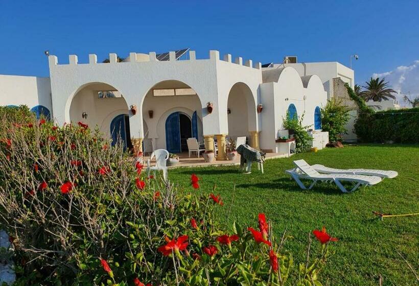 پانسیون Chalet Vert Diar Maamoura