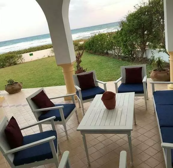 پانسیون Chalet Vert Diar Maamoura
