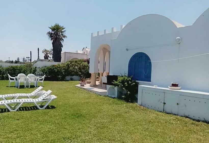 پانسیون Chalet Vert Diar Maamoura