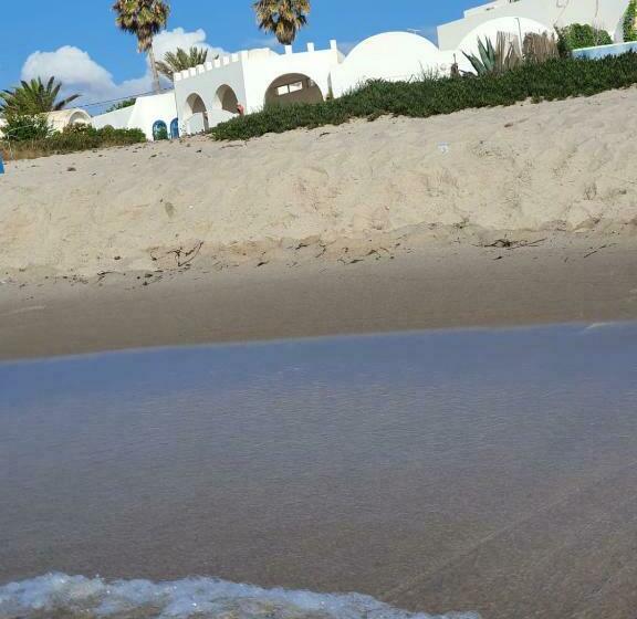 پانسیون Chalet Vert Diar Maamoura