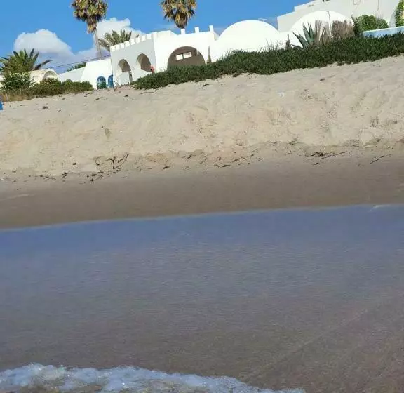 پانسیون Chalet Vert Diar Maamoura