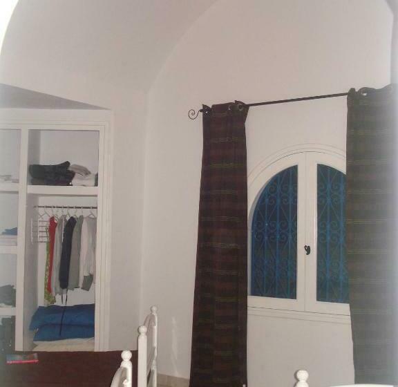 پانسیون Chalet Vert Diar Maamoura