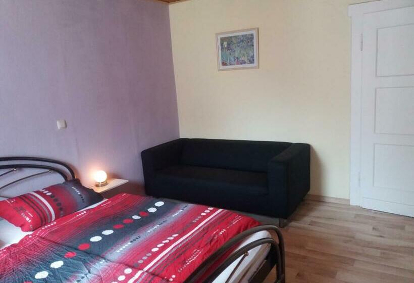 ペンション Steeger Weinstube