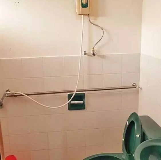 ペンション White Beach Guest House