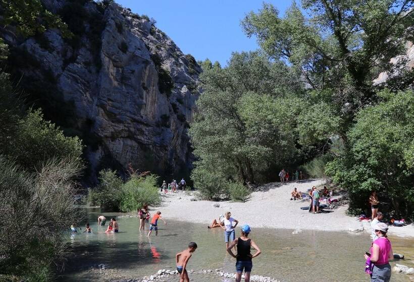 אתר נופש Village Vacances La Fontaine D Annibal