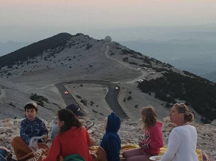 אתר נופש Village Vacances La Fontaine D Annibal