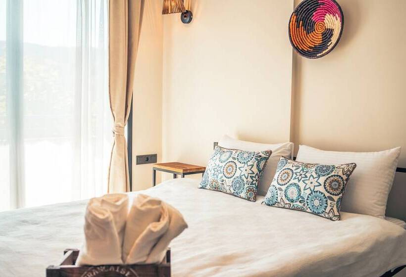 호텔 The North Cunda