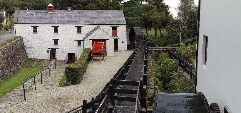 Woodview Bed & Breakfast