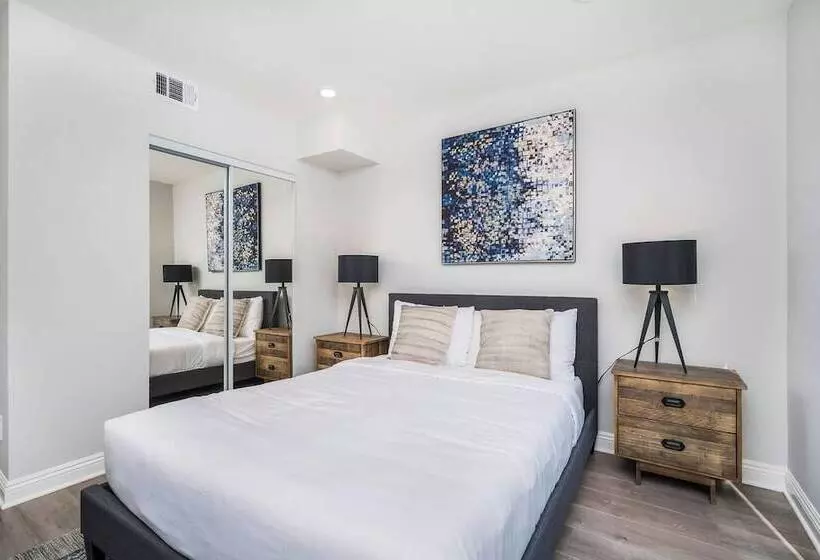 Brand New Modern Luxury 3bdr Townhome In Silver Lake