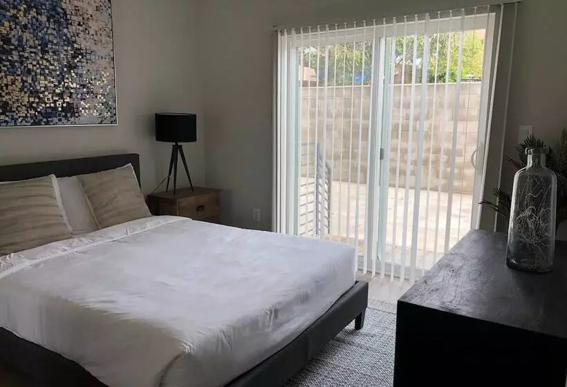 Brand New Modern Luxury 3bdr Townhome In Silver Lake