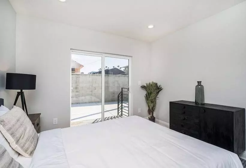 Brand New Modern Luxury 3bdr Townhome In Silver Lake