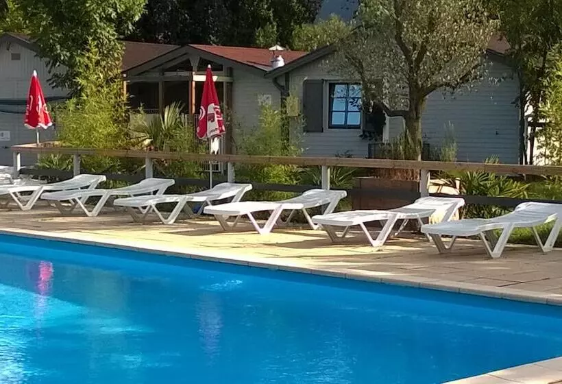 هتل Camping Du Lac