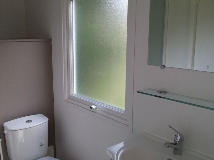 בית מלון כפרי Camping Du Lac