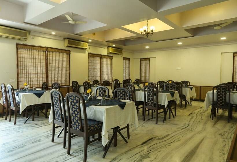 هتل Jk Rooms 117 The Majestic Manor