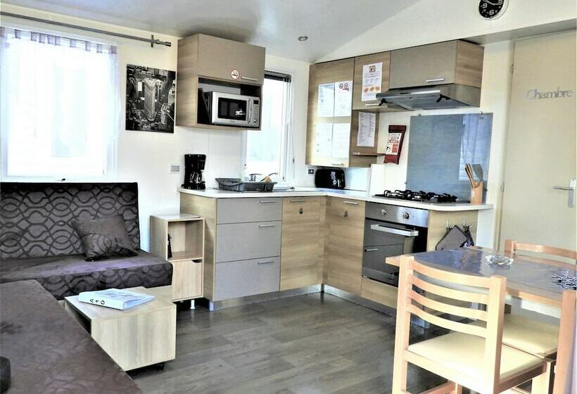 ホテル Mobil Homes Deux Chambres