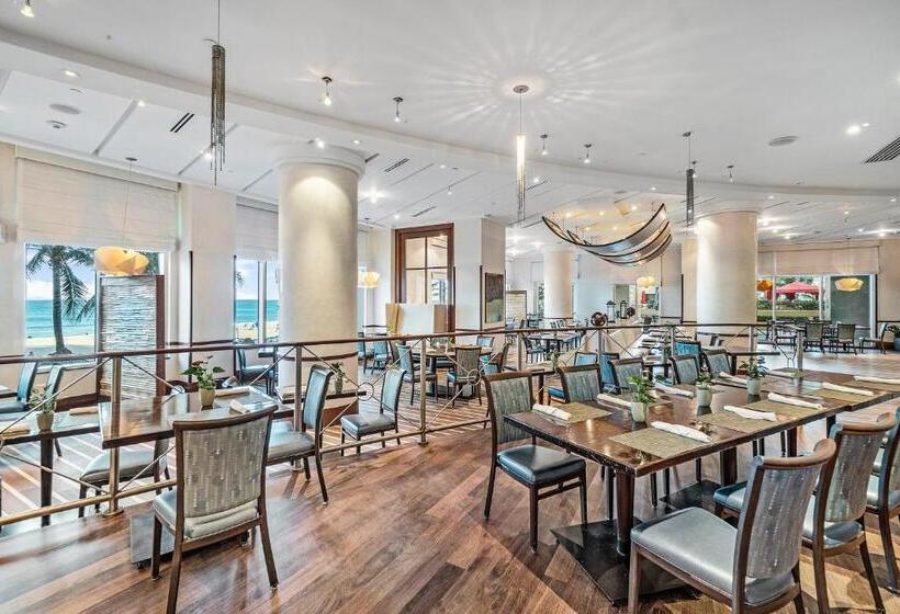 호텔 Palm Beach Singer Island Resort & Spa Luxury Suites