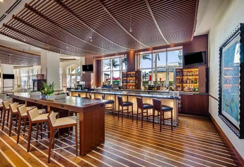 Hotelli Palm Beach Singer Island Resort & Spa Luxury Suites