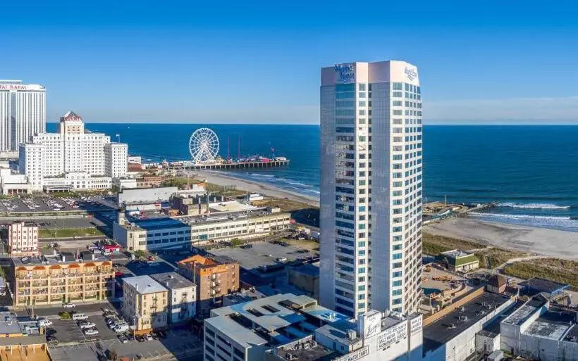 Boardwalk Resorts At Atlantic Palace