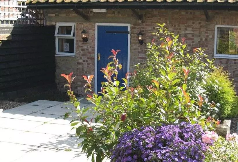 Colston Hall Cottages