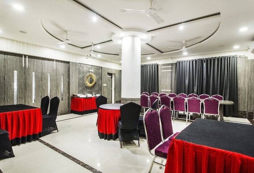 Fabhotel Anmol S Classic Napier Town