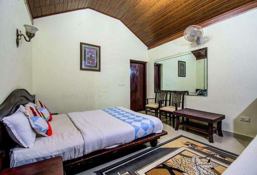 Отель Greenline Cottages