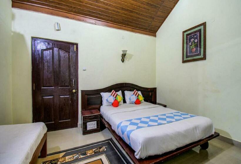 Отель Greenline Cottages