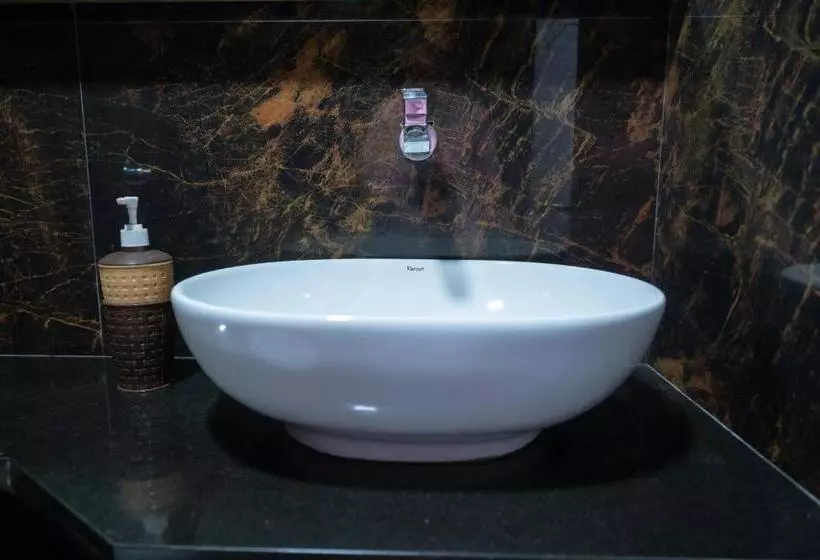 Hotelli Vijaya Hill View Residency