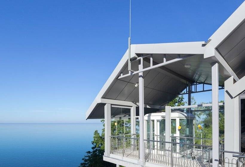 Lavicon Apart Hotel Collection