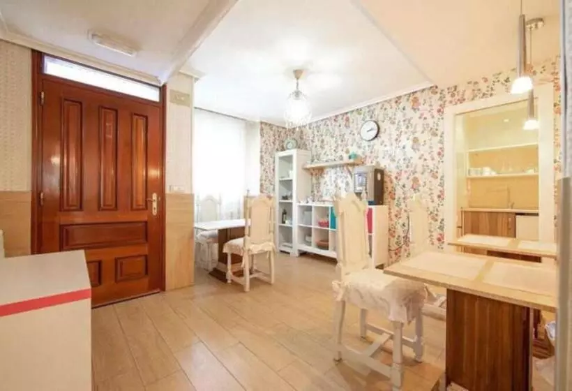 Majatalo Alojamiento Playa De Candás